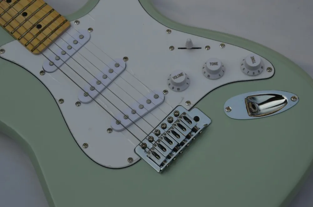 Nuova chitarra elettrica Deluxe Custom Shop di qualità eccellente 2010.