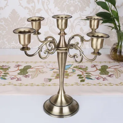 European Creative Metal Holders 5-arms Retro Romantic Candle Holder Candlelight Dinner Home Furnishing Wedding Hotel Decoration