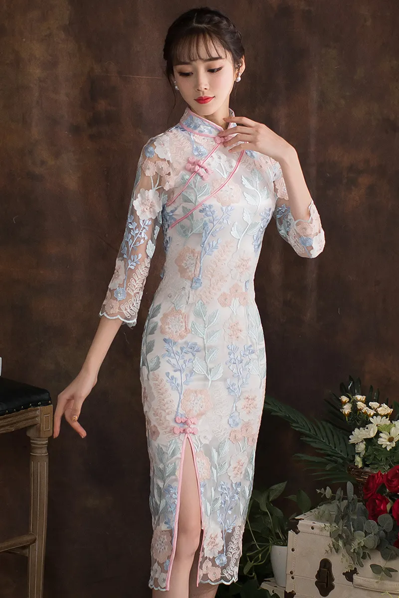 Varm försäljning sommar traditionell spets kinesisk cheongsam lång stil qipao 2020 med 3/4 långa ärmar formella klänningar klänningar för kvinnor