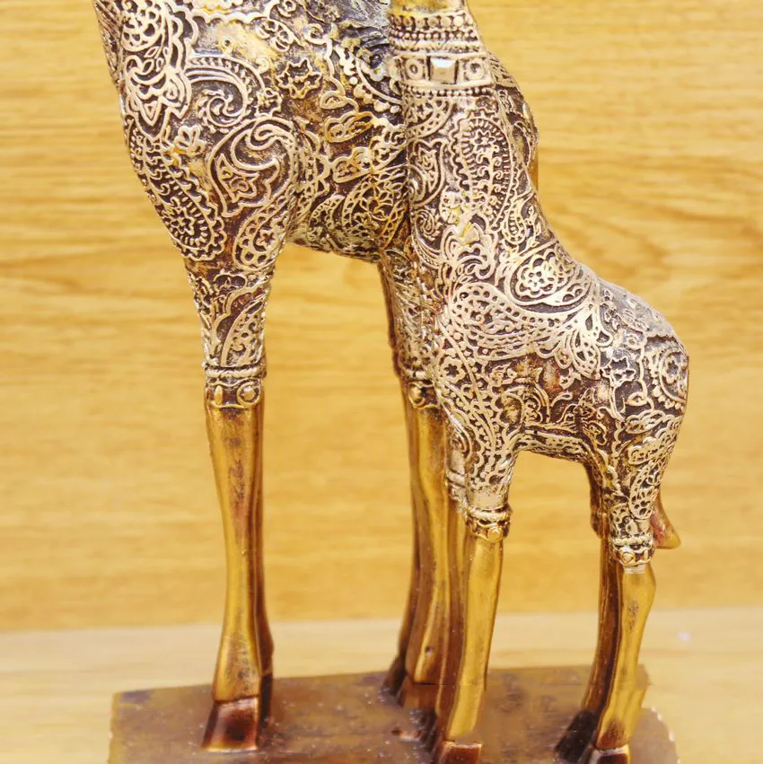 Estatua de poliresina de Navidad de arte de lujo figura de Animal Continental/adornos de resina artesanía de jirafa regalo para amigos