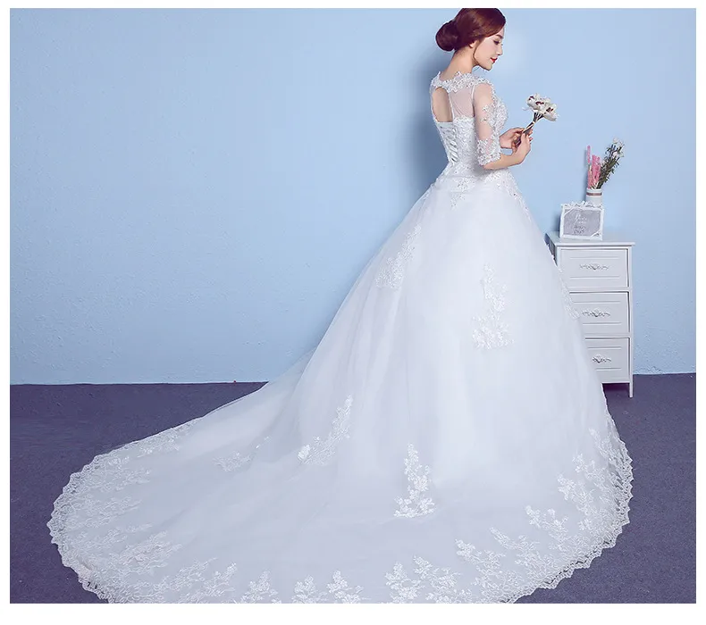 Hot Selling Luxury Broderi Med Tåg Bröllopsklänningar 2020 Ny Vestido de Noiva Casamento Lace Half Sleeves de Mariage
