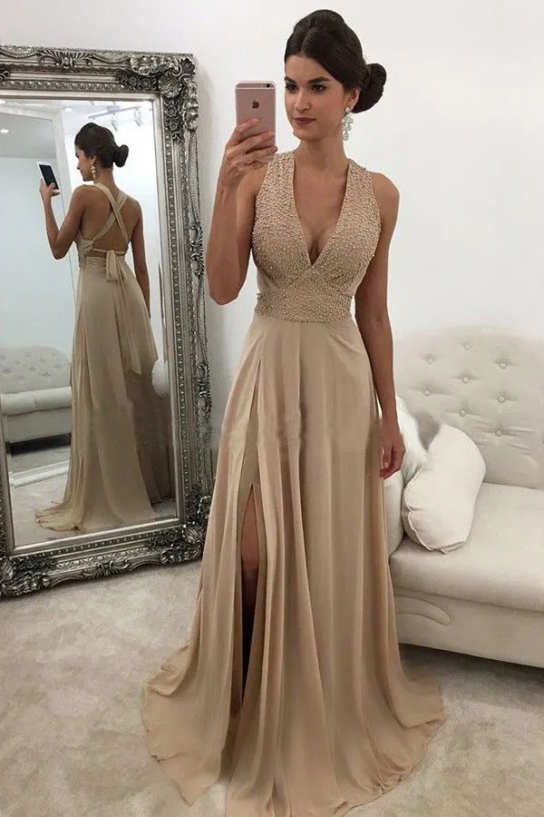 2022 elegancki V Neck Champagne Szyfon długa sukienka na studniówkę podzielone perełki z koralikami Backless Sexy Formal Sukies