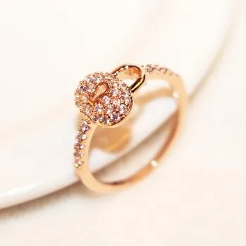 Luxury Cubic Zirconia Ring Rose Gold Plated Lock Charms Ring for Women Vintage Finger Ring Wedding Party Bride Costume Jewelry