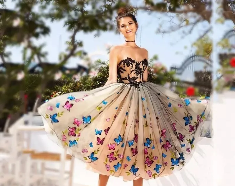 Настоящие изображения длина колена выпускной платье красочное бабочку