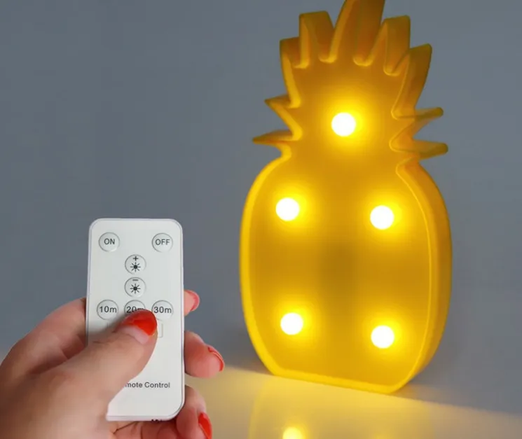 Batterij geëxploiteerde nachtlampje LED Marquee-bord met draadloze afstandsbediening voor kinderkamer, slaapkamer, cadeau, feest, huisdecoraties (ananas)