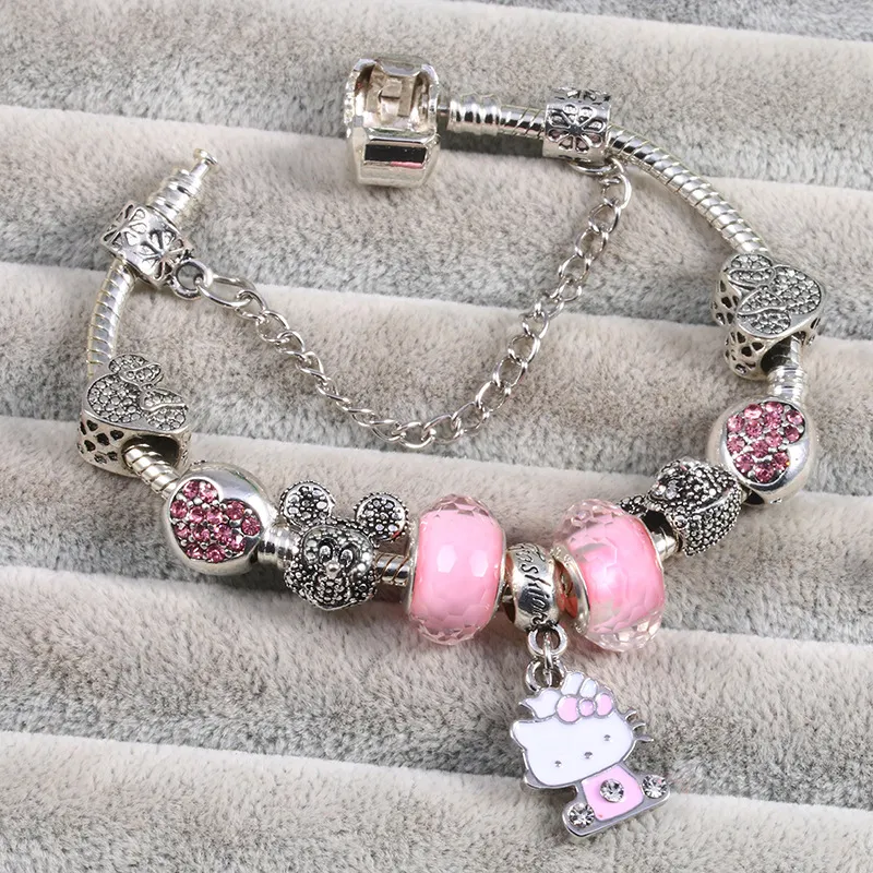 hello kitty bracelet charms, hello kitty bracelet charms Suppliers