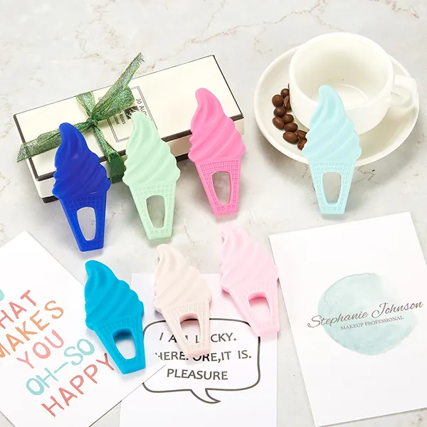 Gelato al silicone Massaggiagengive Giocattolo dentizione Silicone sicuro bambini Massaggiagengive masticabile Ciondolo allattamento Giocattolo sensoriale Regalo baby shower