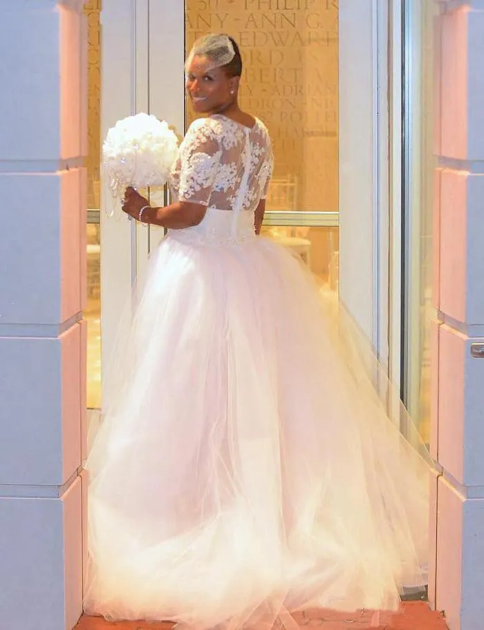 Combinaison robes de mariée de plage avec train détachable voir à travers le corsage en dentelle grande taille 2019 robes de mariée africaines nigérianes