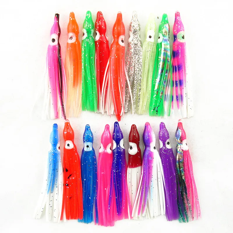 24 pcs 10 cm oculto macio iscas de pesca para gabaritos mistos cor luminosa silicone saia artificial jigging isca conjunto com caixa 35 z2