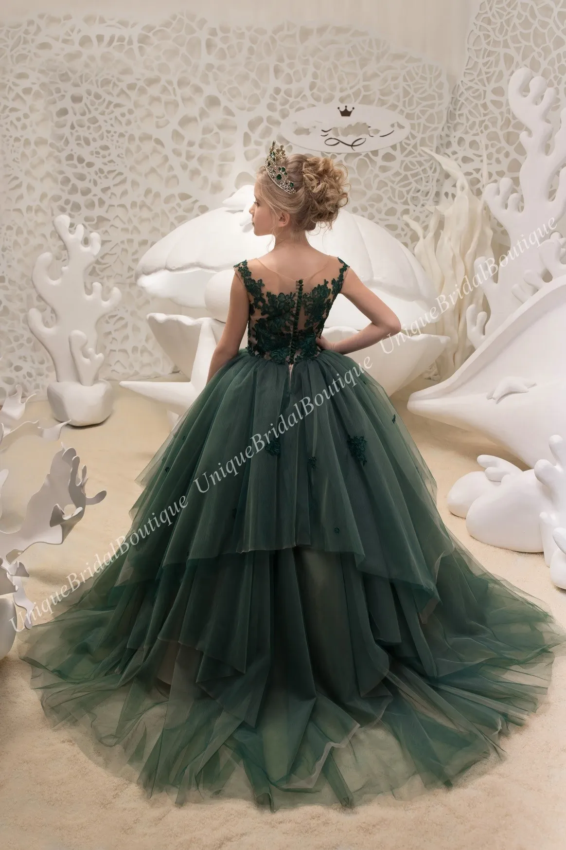green flower girl dresses wedding Custom-made Emerald Green Lace Flower Girl Green wedding dress for Weddings, Birthdays, Parties, and Holidays