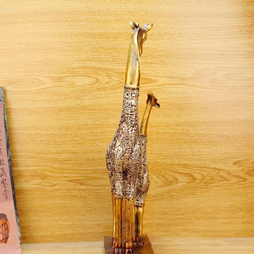 Estatua de poliresina de Navidad de arte de lujo figura de Animal Continental/adornos de resina artesanía de jirafa regalo para amigos