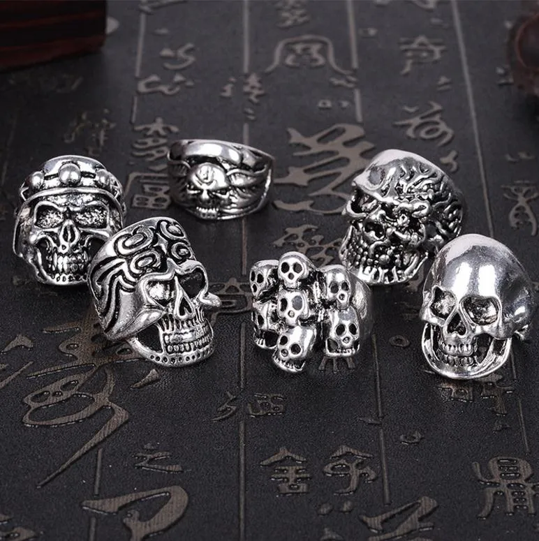 Retro Gothic Big Skull Ring Snided Punk Style Bulk Anti-Silver Lady / Herr Religion Utlåtande Smycken