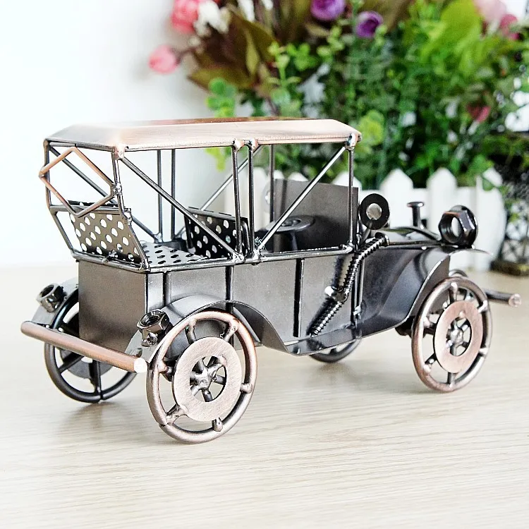 Iron Car Model Toys Classic Vintage Cars Handmade Arts Crafts for Kids039 Birthday Party Gifts Collecting Home Decoration2411872