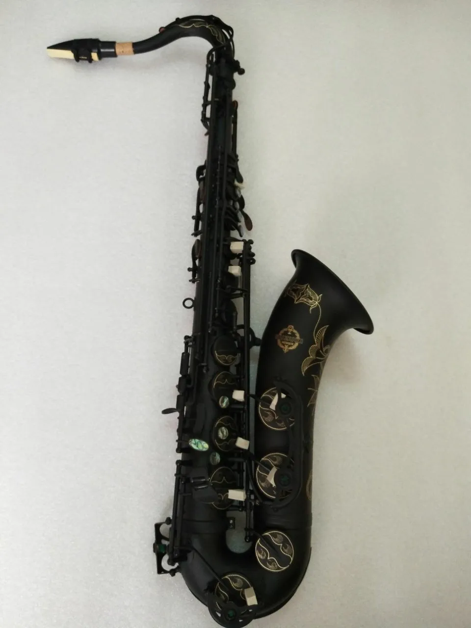 Högkvalitativ Suzuki tenorsaxofon B-platta Musikinstrument tenor spelar professionellt svart nickelguld saxofon med fodral