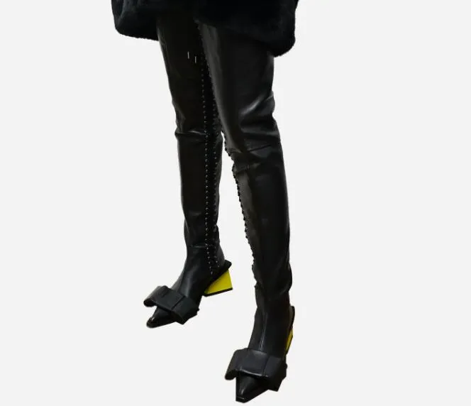 Neue Winter-Damen-Stiefel aus schwarzem, blauem Leder/Jeans mit spitzer Zehenpartie und seltsamen Absätzen, 70 mm, zum Schnüren über dem Knie, Oberschenkel, lange Stiefel