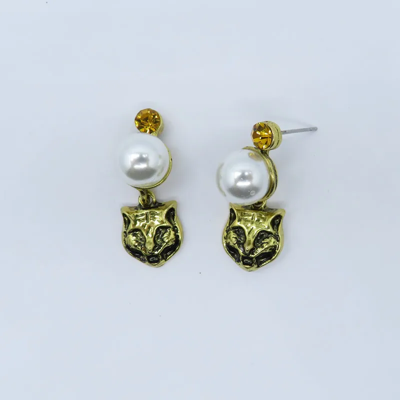 Rongho Design Vintage Metal leopard clip earrings for women Punk jewelry Pearl earrings pendant Crystal brincos