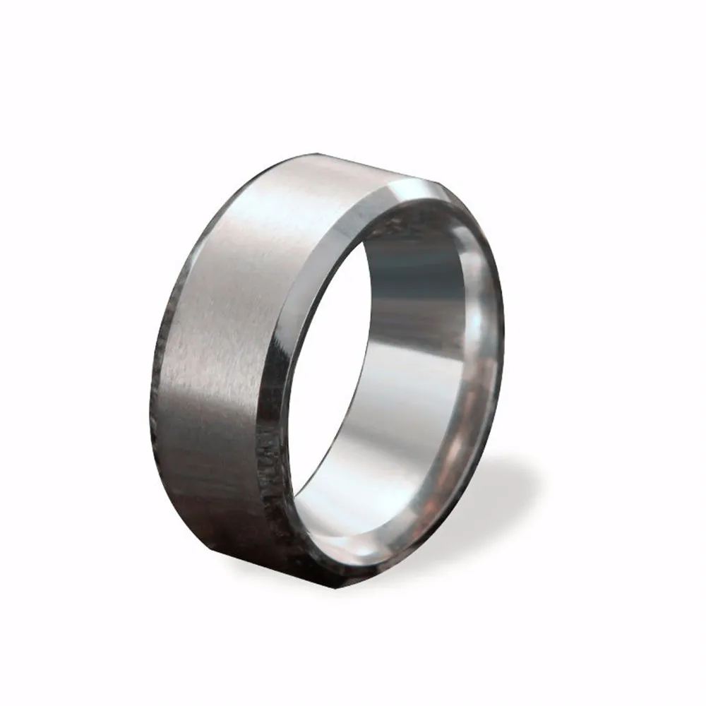 1 Mode Bijoux Titanium Acier Inoxydable mixte Bague 6 MM Bande Argent Noir Or Hommes Taille 6 à 13 Bagues de Fiançailles de Mariage