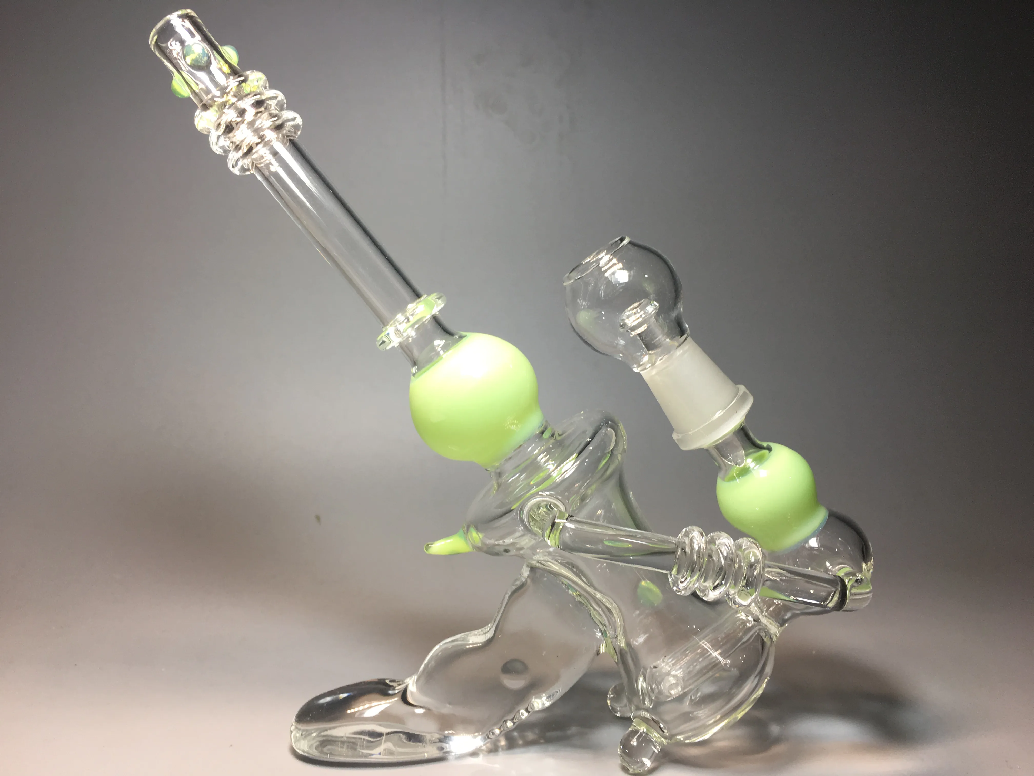 Gun Laser Pistol Glass Dab Rigs Futuristic Design Oil Rigs Ray Gun