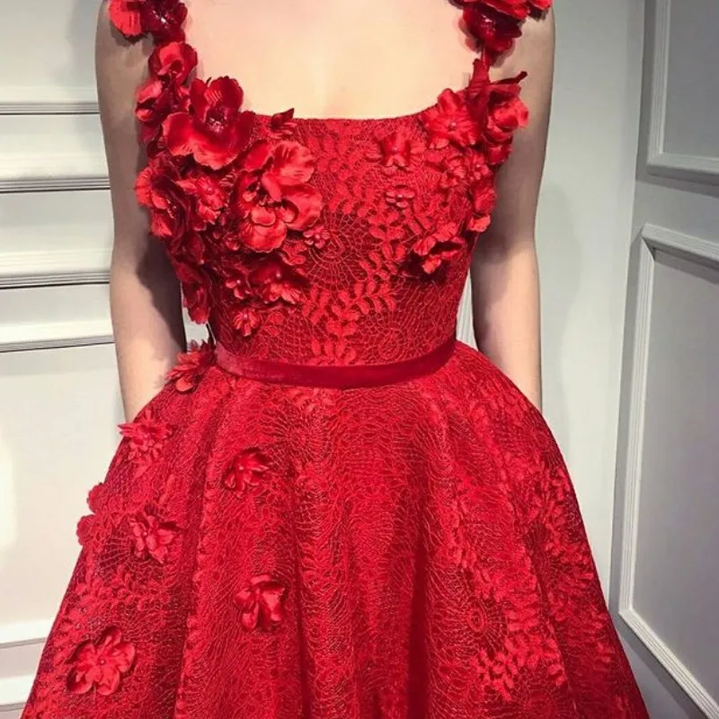 Sexy Red Lace Prom Dress Com Flores Artesanais Simples Quadrado Pescoço Sem Mangas A Linha de Vestidos de Festa de Charme 2018 Vestido De Baile Vestido de Noite