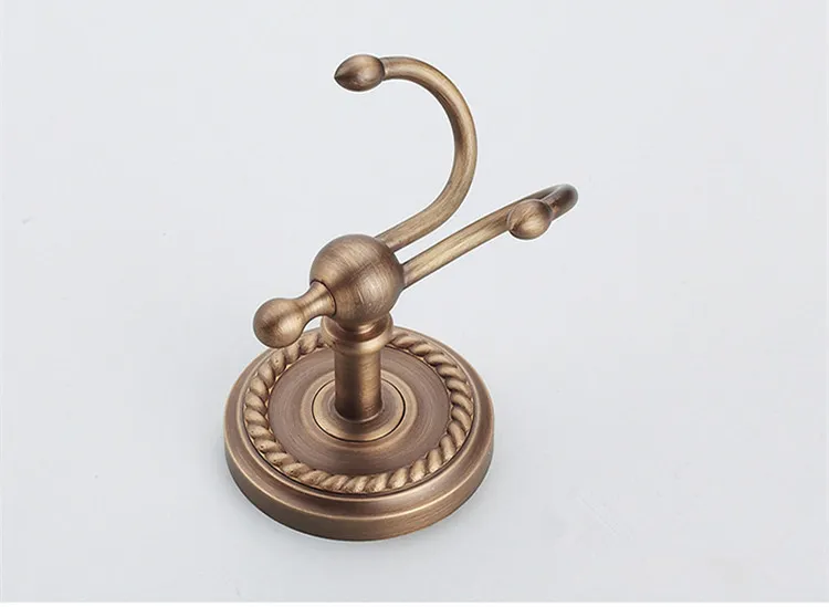 Antique Bronze Color Mosiężne Haczyki ścienne Regały z okrągłym Baza Wieszak na ubrania Europejski Rocznika Ręcznik Płaszcz Robe Hook Łazienki Akcesoria