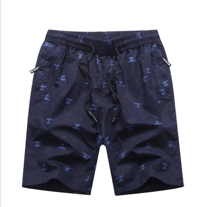 New summer cotton breathable shorts men`s shorts in middle age 5 minutes of pants straight elastic pants, beach pants tight rope