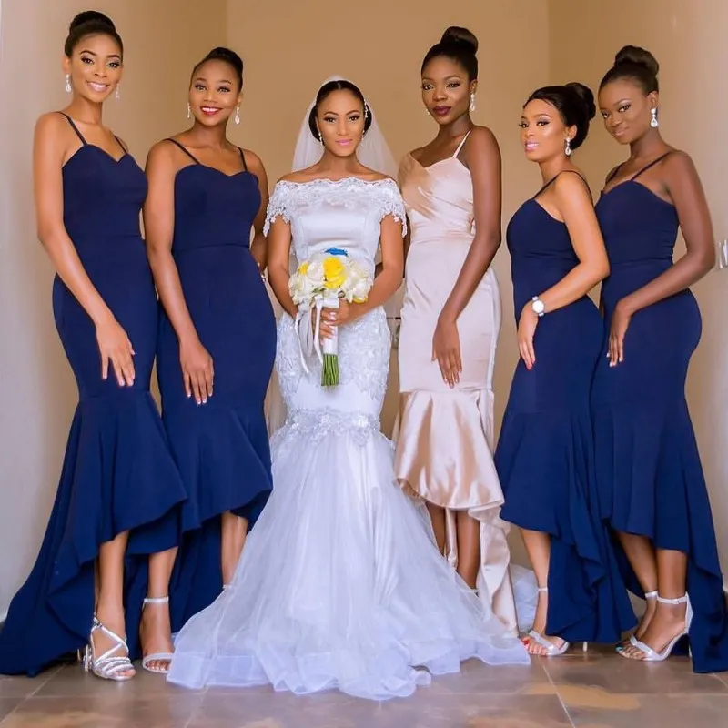 Stijlvolle Afrikaanse zeemeermin bruidsmeisje jurken sexy spaghti riemen mouwloze rits rug bruiloft gastjurken hi-lo royal blue prom jurken