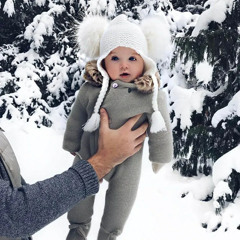 Ins bebê crianças grandes pompons duplos de pele de malha chapéus outono inverno meninas meninos macio quente beanie crianças trança muff cap q4627