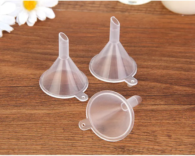 Mini Funnel Small Funnel For Lab Bottles, Sand Art, Perfumes, Spices,  Powder Funnel, Essential Oils, Recreational Activities New Small Plastic  Funnel For Tobacco Oil Herb From High420, $0.1