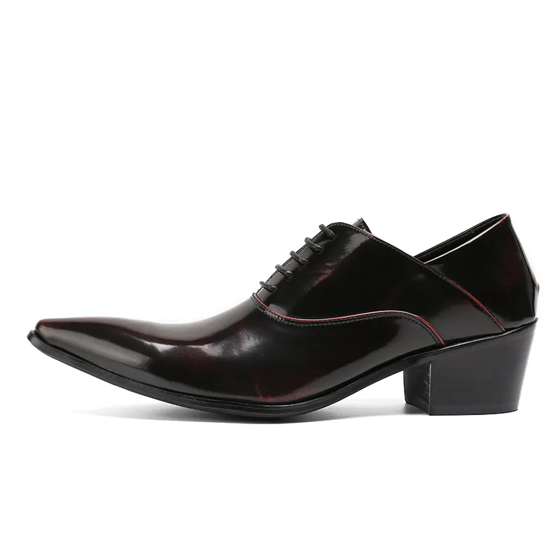 Chaussures habillées pour hommes à talons hauts Chaussures de mariage en cuir Chaussures Oxfords d'affaires formelles pour hommes pour le travail