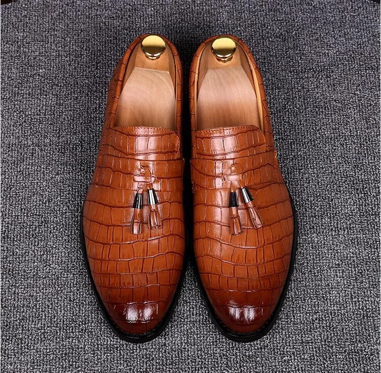 lyx sommar män tofs pektåg mönster läder loafers blå röd gul EUR storlek 38-43 bröllop dating barbers skor m536