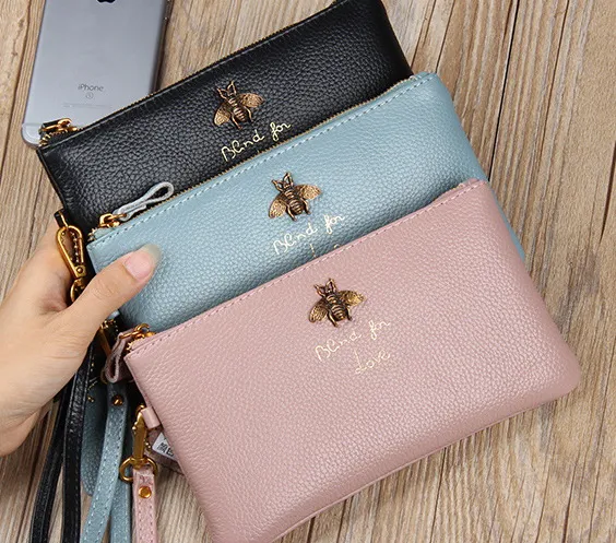Billeteras con diseño best sale