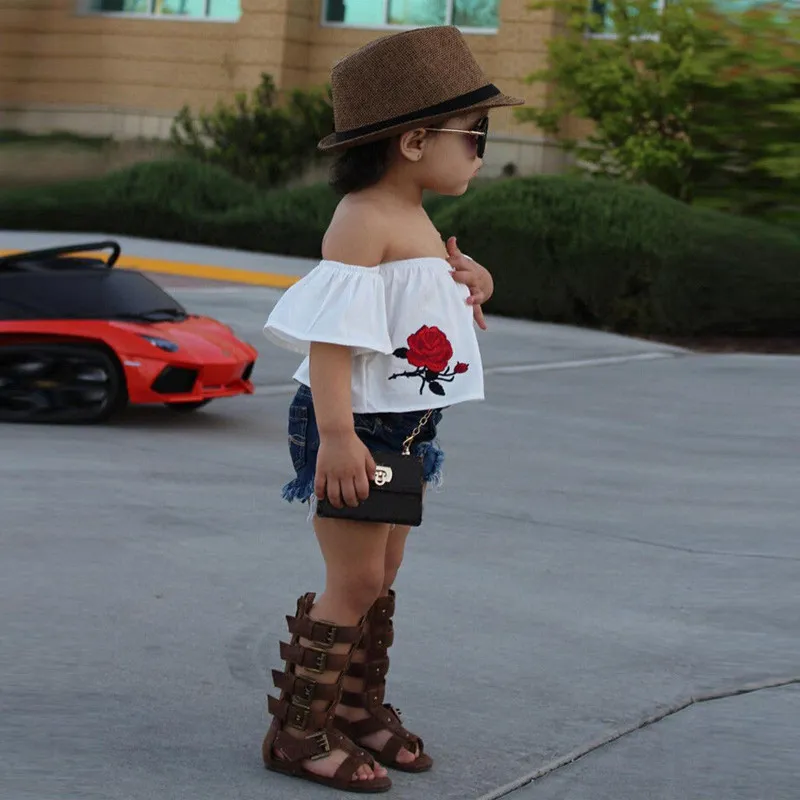 かわいい幼児の服2018夏の子供赤ちゃん女の子服セットの花のトップス+デニムショートパンツ2本の女の子の衣装ファッション子供服2-7t