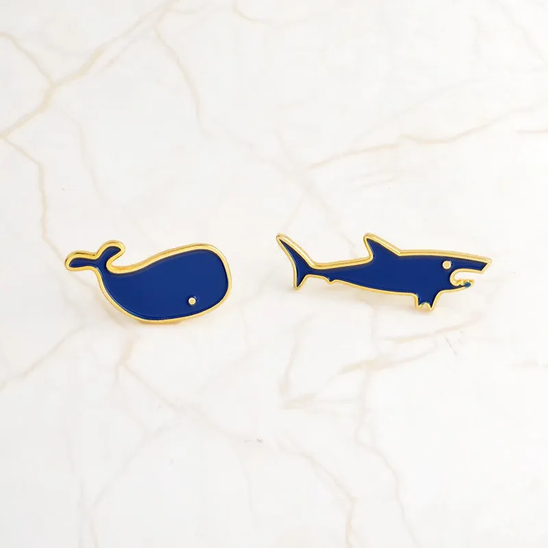 QIHE bijoux broche requin et baleine broches animaux mignon petites épinglettes hommes femmes broches sac à dos chapeaux accessoires