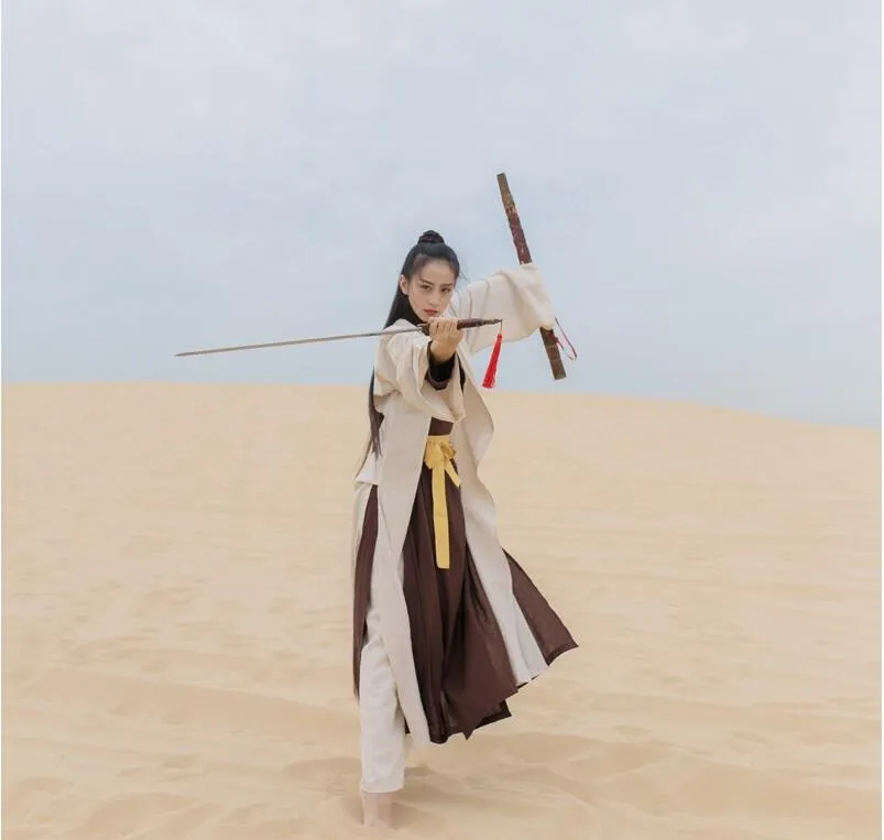 Odzież filmowa Tang Styl Martial Arts Costume Studio Desert Miecze Kobiety Hanfu Kobieta Portret Kostiumy Stań Strój Bawełniany Pościel