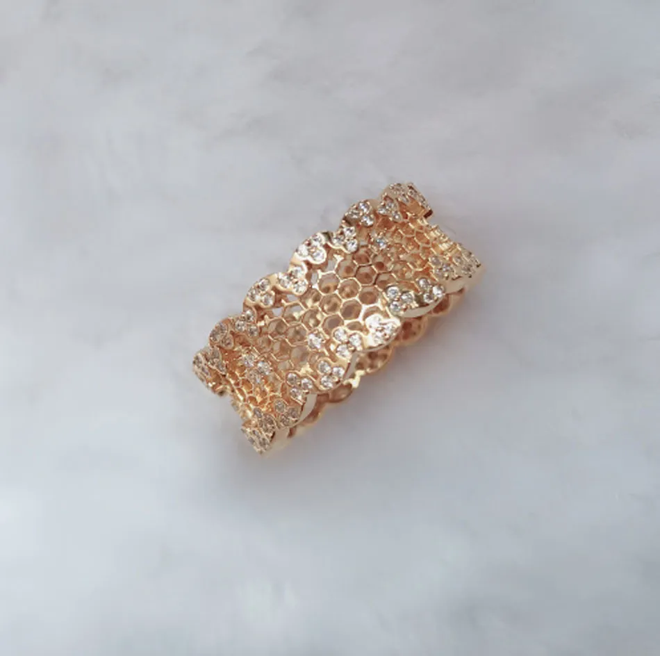 Shimmering Honeycomb Lace Ring In 925 Sterling Silver For Women Fashionable Wedding Gift And Fine Jewelry Stackable Rings For Ladies L18100901 From Shen84 13.02 DHgate.Com
