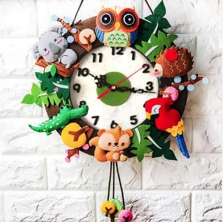 Reloj de pared de fieltro, Material de fieltro de corte libre, paquete DIY, tema de animales del bosque, reloj de tela hecho a mano para decoración de sala de estar