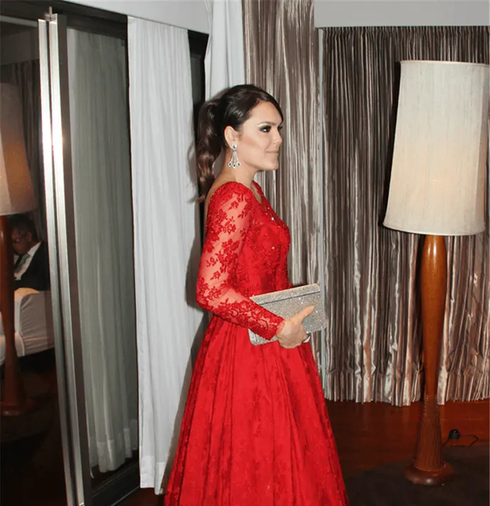 Röd långärmad kvällsklänning formella klänningar 2018 spets v nacke illusion oäpless ett linjeband med bågs billiga prom pageant klänning