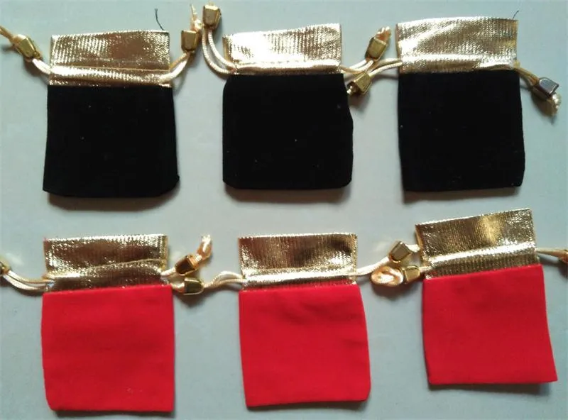 Bolsas con cordón de cuentas de terciopelo rojo negro bolsas 100 unids/lote es 2 tamaños embalaje de joyería bolsas de regalo de boda de Navidad