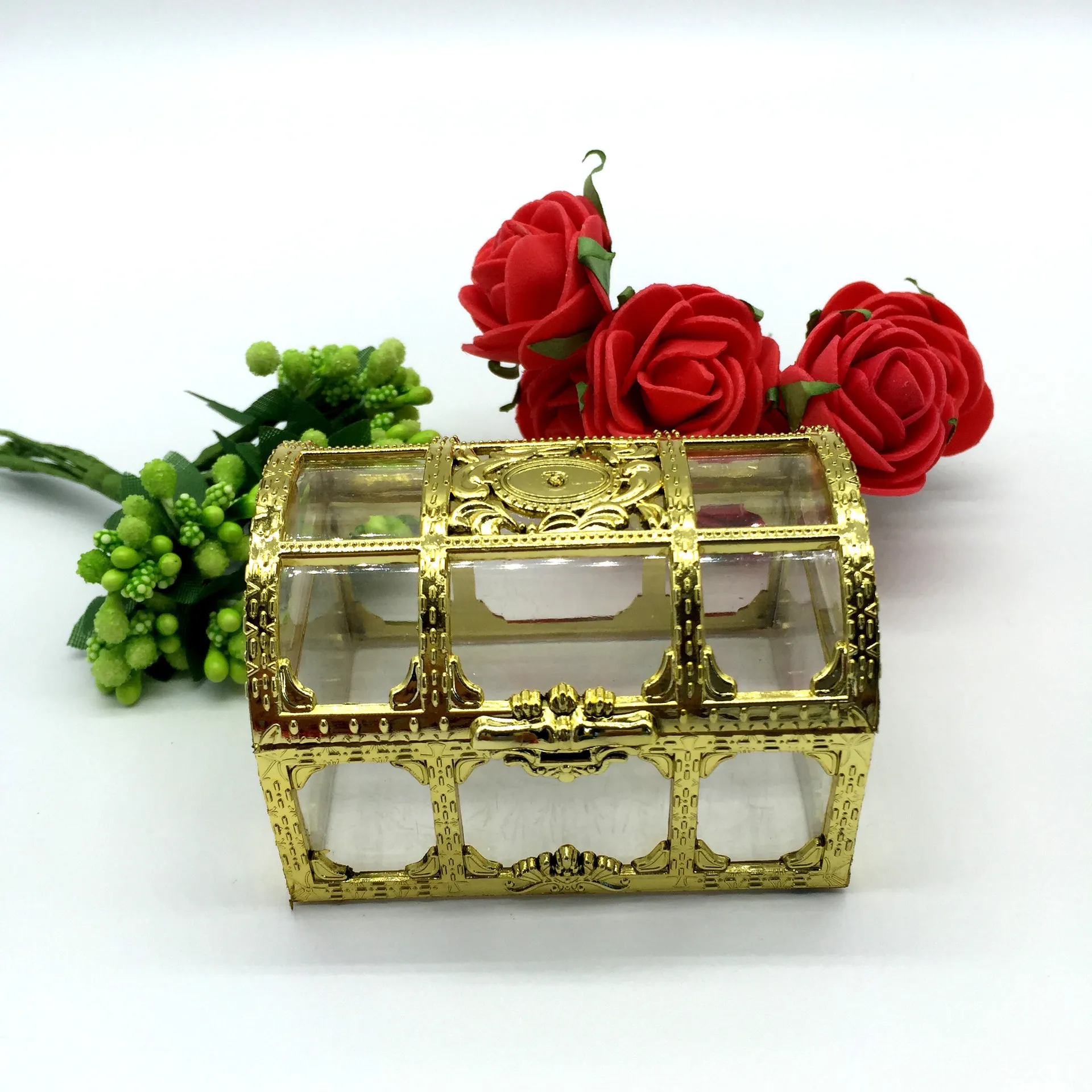 100st Gratis frakt Top Grade Golden Silvery Transparent Plast Treasure Bröst Bröllop Candy Box Presentkartonger Lin3738