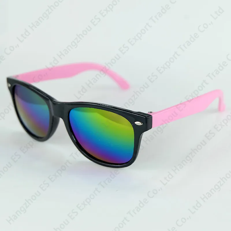 Kids Sunglasses Classic Travel Style Sun Glasses For Children Black Frame Colorful Temples Mercury Lenses Wholesale Eyewear