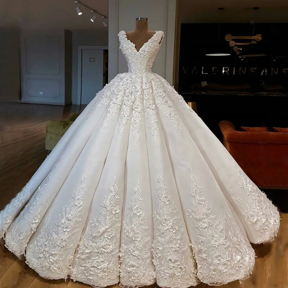 Plus size 2019 nuovo designer di lusso arabo arabo dubai profondo scollo in pizzo abiti da sposa abiti da sposa applique cortile treno abiti da sposa vestidos de novia