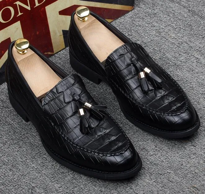 Men's crocodile bean shoes, male tide edition, inside height, pointed hair stylist leather shoes, one pedal lazy person shoes 38-43e2.