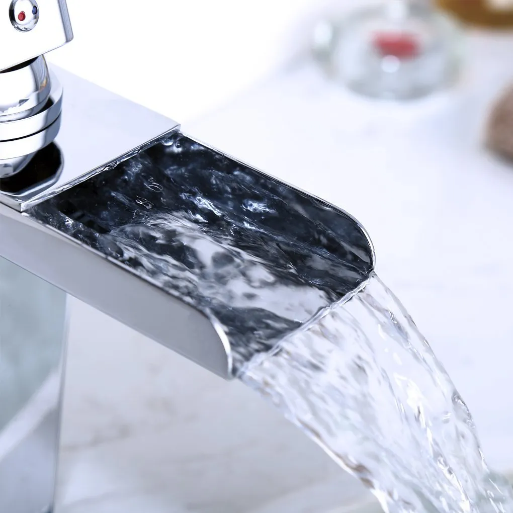 Wasserfall Bad Wasserhahn, Gebürstetes Nickel – Für 1 Oder 3 Loch Installation, Mit 50 Cm Schläuchen