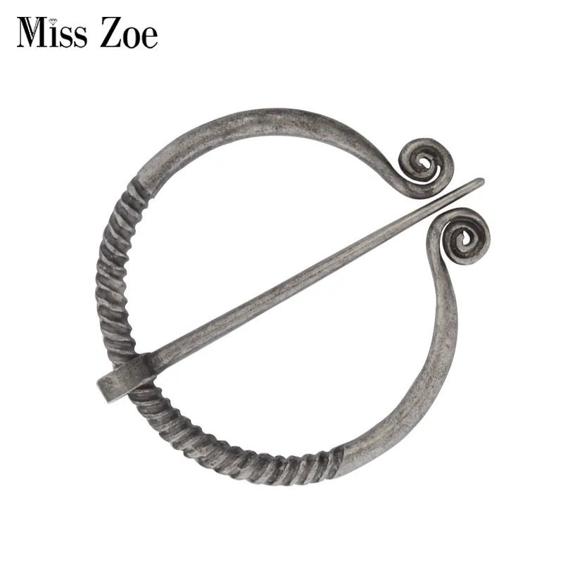 Miss Zoe Early Medieval Brooch Viking age Ireland Norse pins scarves shawls coat Cloak Brooch Pin Retro vintage jewelry for men women
