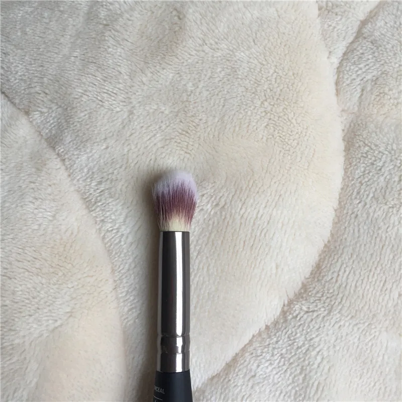 Heavenly Luxe Complesion Perfection Makeup Brush 7二重の高品質のフェイスコンテアコンシーラービューティーコスメティックブラシBlender6953083