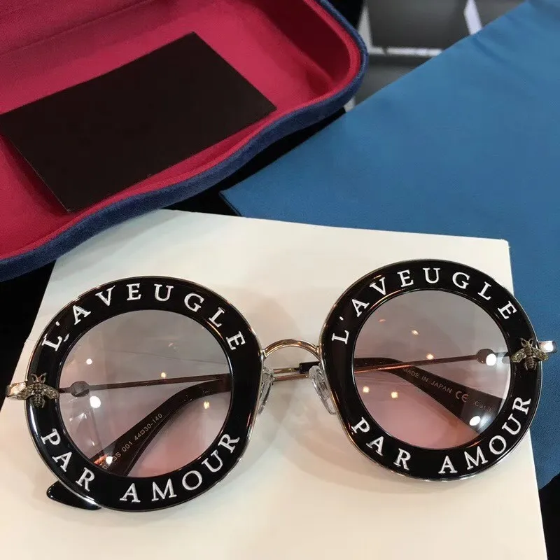 Новая мода Женщины Дизайнер Солнцезащитные очки Для Женщин Мужчины Солнцезащитные Очки Планка Кадр Высокое Качество Лето Стиль Женские Очки Защита Очки GG02