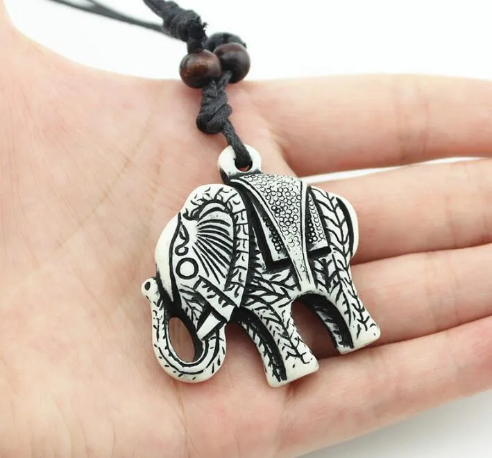 Moda uomo Collana con ciondolo elefante Collana con perline di legno intagliato in osso È possibile regolare la lunghezza della corda