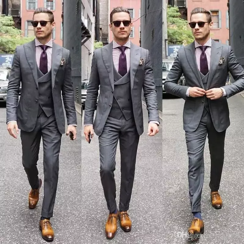 Esmoquin de boda gris ajustado con solapa en pico, trajes de padrino de boda para hombre, traje Formal de fiesta de graduación de tres piezas (chaqueta + chaleco + pantalones)