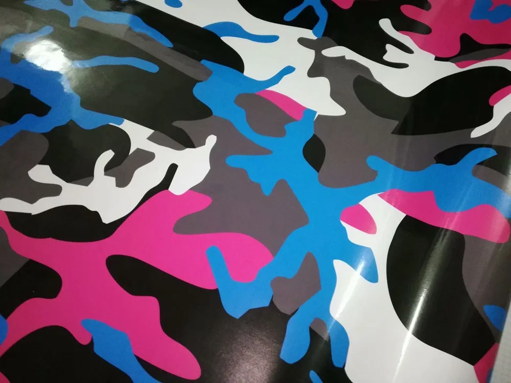 2019 Enveloppement de vinyle Camo coloré bleu rose noir pour emballage de voiture de véhicule Graphics Camo couvrant des autocollants en feuille avec bulle d'air 1 52x239c
