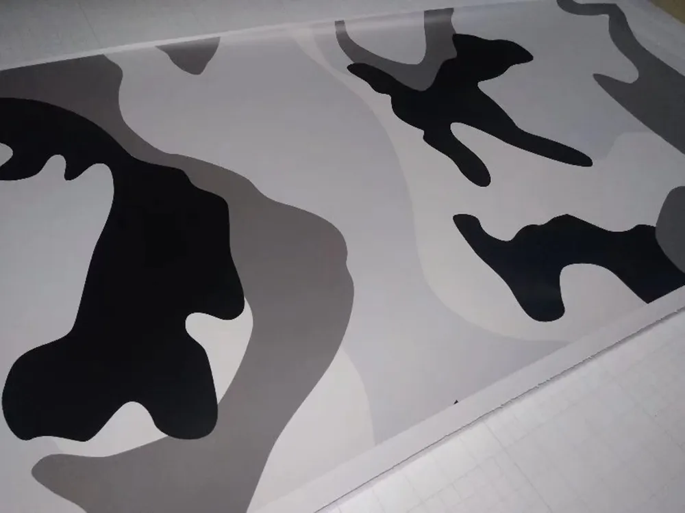 Camouflage blanc arctique / vinyle camo pour autocollants enveloppants de voiture couvrant le film avec libération d'air / taille libre de bulles 5x 32 pieds / 67 pieds / 98 pieds
